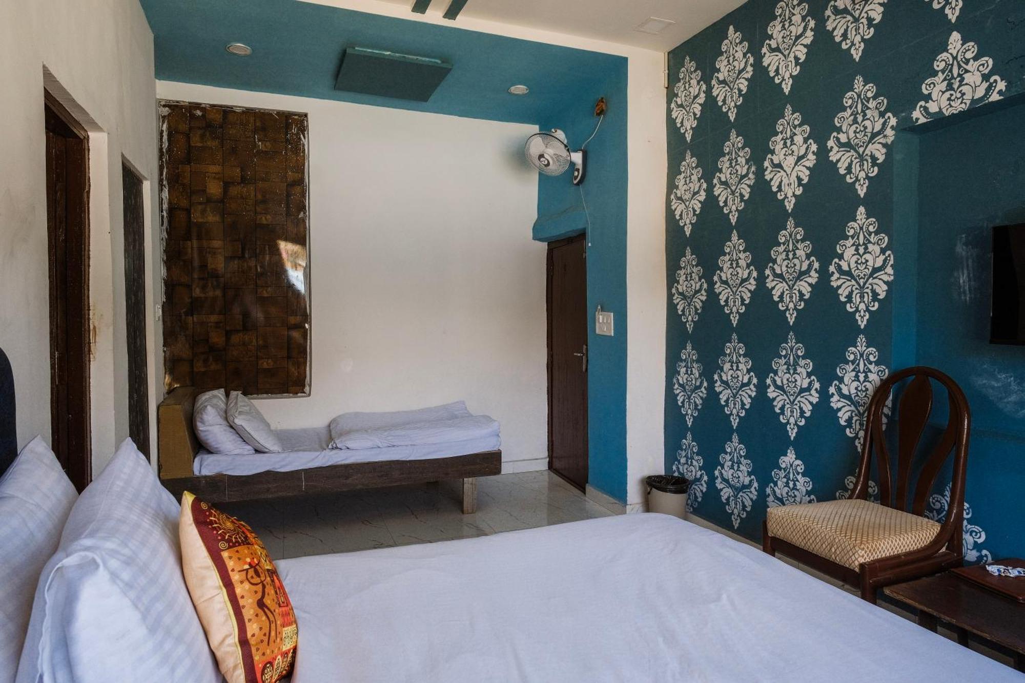 Rudraksha Inn Mount Abu Eksteriør bilde