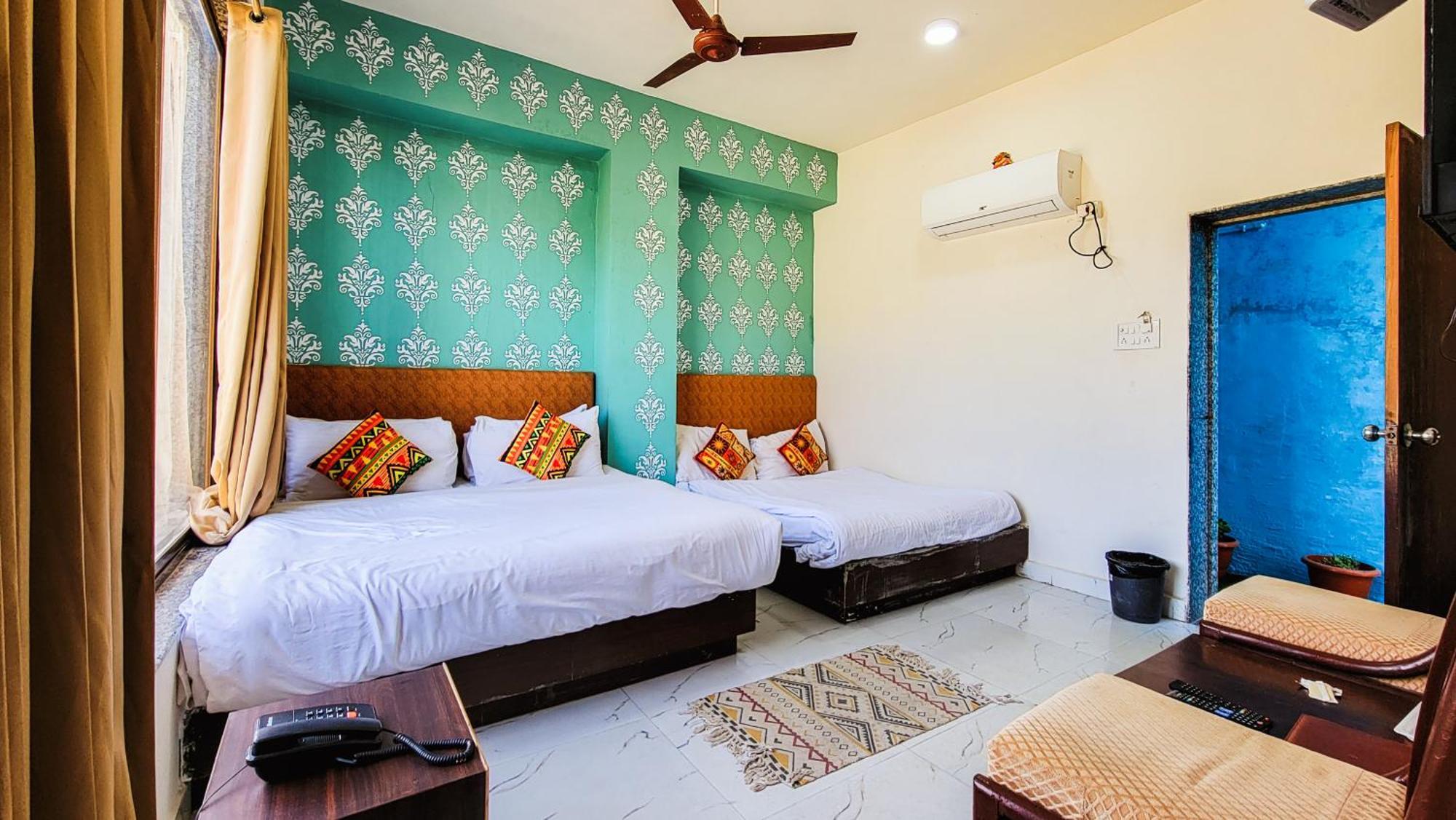 Rudraksha Inn Mount Abu Eksteriør bilde
