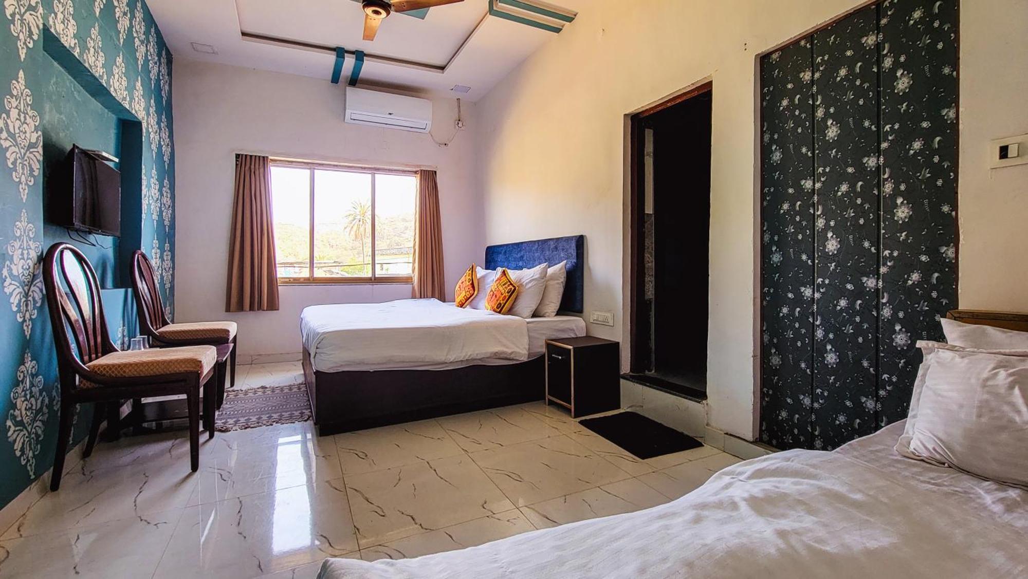 Rudraksha Inn Mount Abu Eksteriør bilde