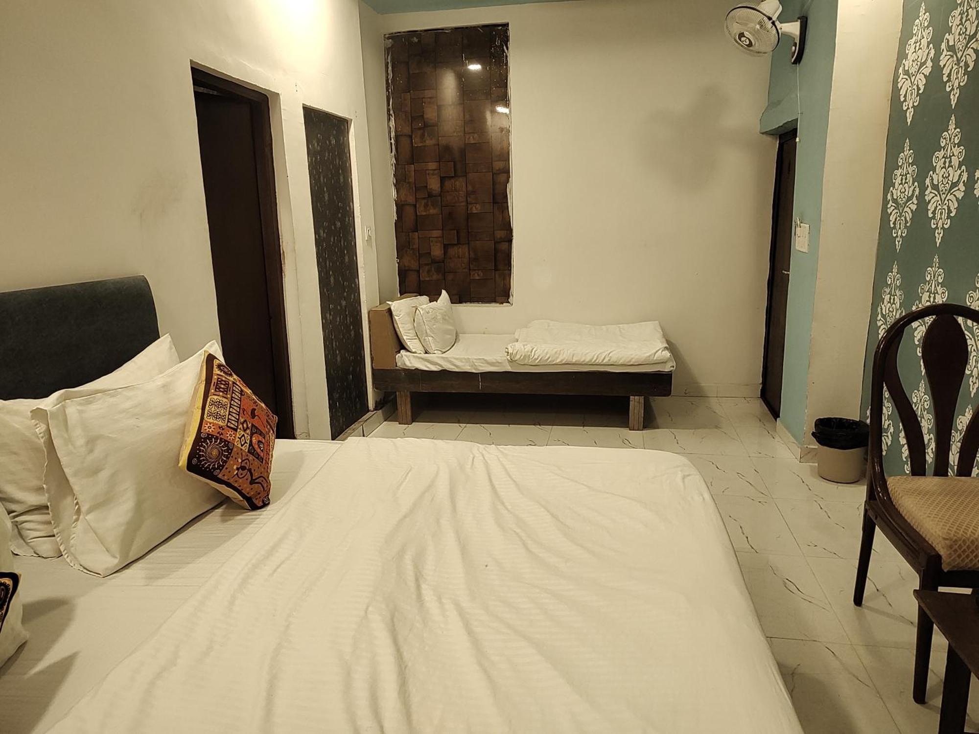 Rudraksha Inn Mount Abu Eksteriør bilde